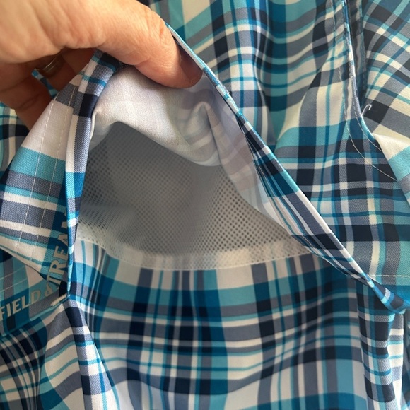 NWOT Field and Stream size Large blue plaid fishing shirt. Vented. Great colors! - Picture 6 of 11